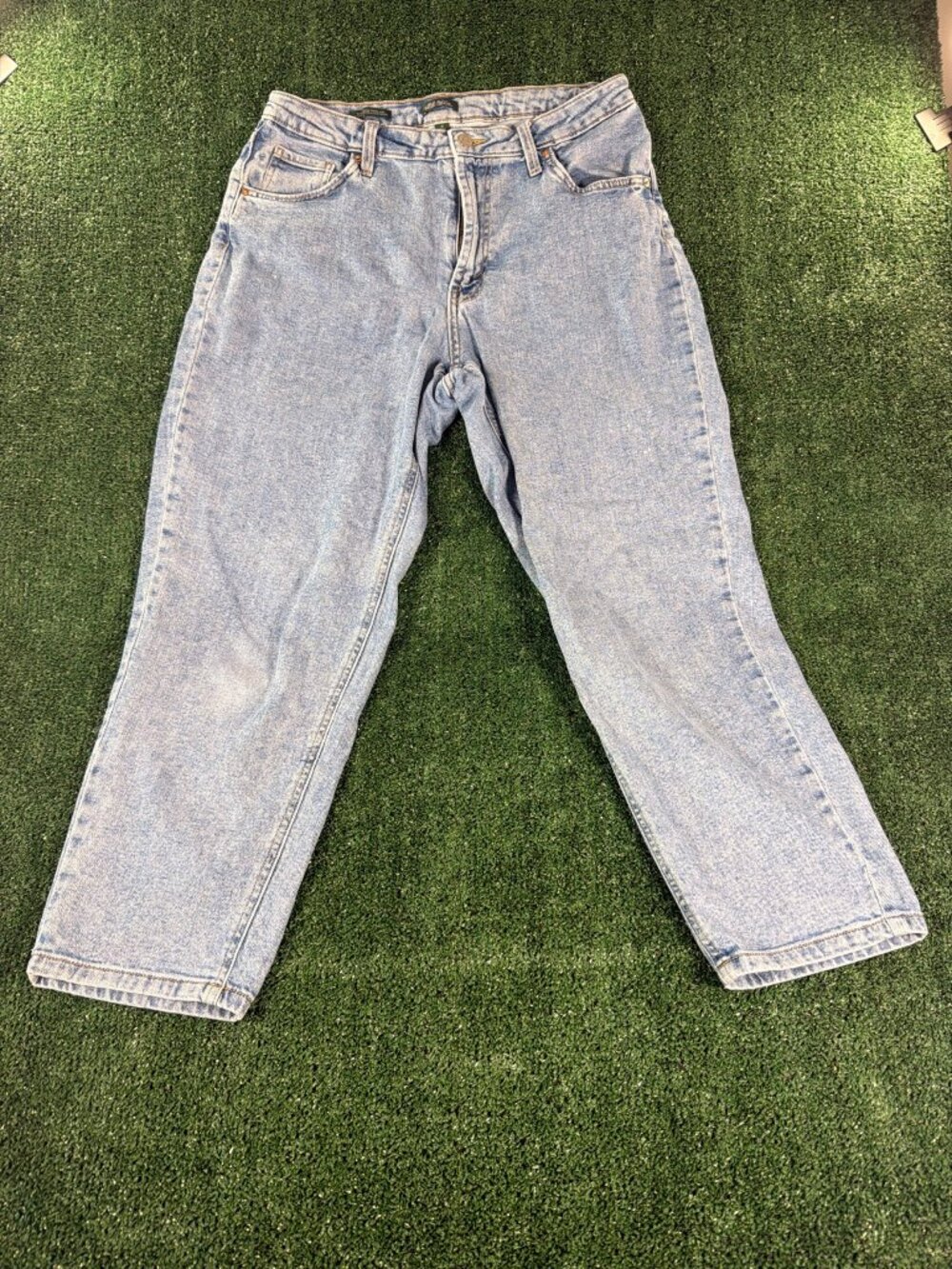 Wild Fable Super High-Rise Tapered Jeans Women 12 Light Wash